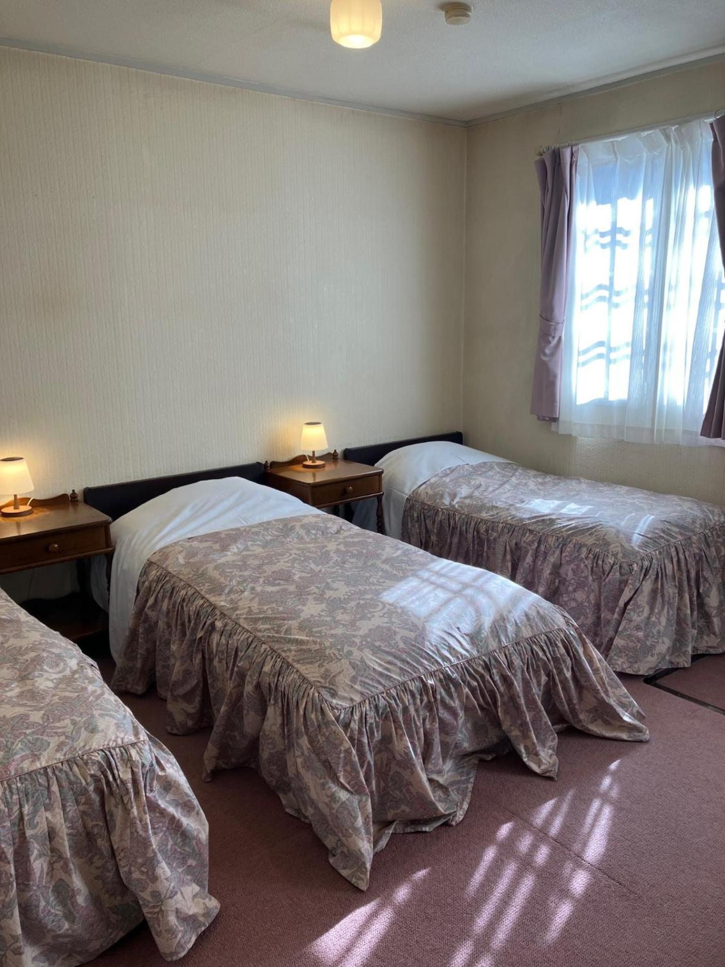 空邮贝提酒店餐厅 白马村 外观 照片